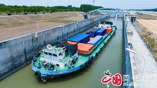 济宁梁山港物流园区营收跻身“百亿级” “前港后厂”显威力平博 平博PINNACLE(图2)