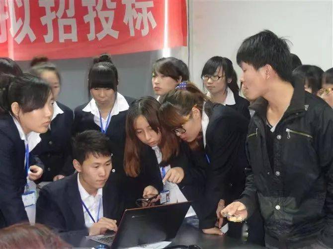 平博 PINNACLE平博“就”在吉林你最出彩丨韩如冰：一本书成全的物流精英(图4)