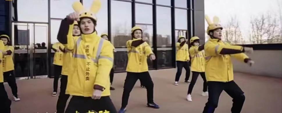 货拉拉进平博 平博PINNACLE军跑腿美团达达饿了么迎来即时物流新对手(图3)