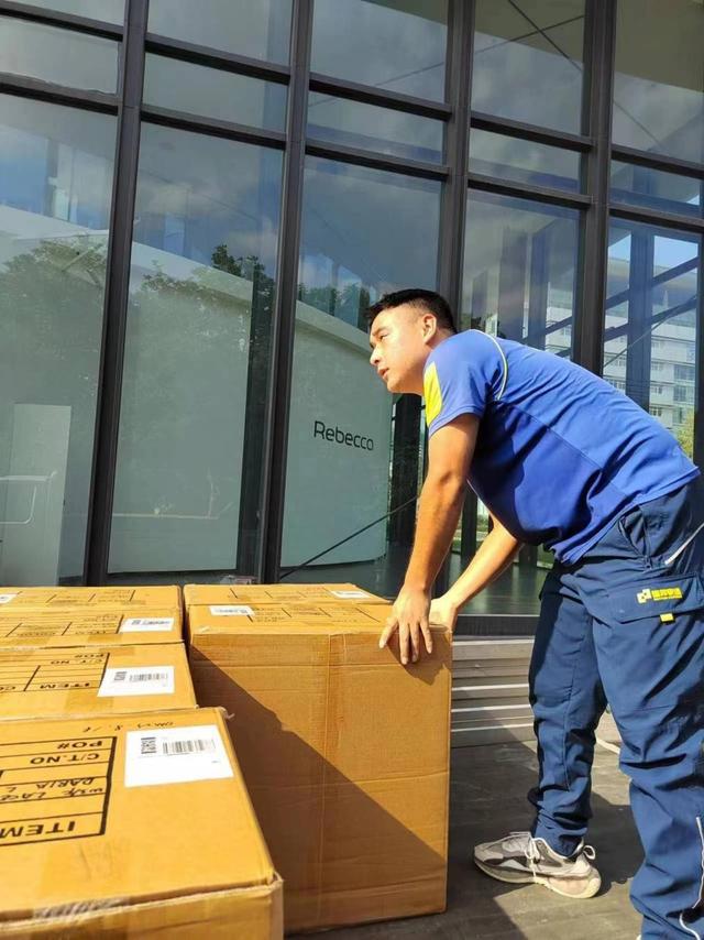 德邦快递平博 PINNACLE平博打造跨境一体化解决方案为许昌假发贸易保驾护航(图1)