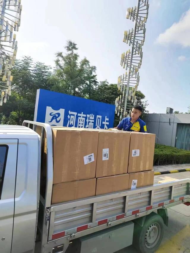 德邦快递平博 PINNACLE平博打造跨境一体化解决方案为许昌假发贸易保驾护航(图3)