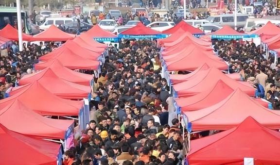 平博 PINNACLE平博京东001号快递员辞职被拒刘强东承诺：再干满5年就给你买套房(图6)