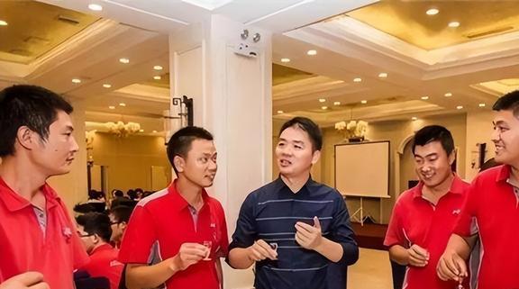平博 PINNACLE平博京东001号快递员辞职被拒刘强东承诺：再干满5年就给你买套房(图11)